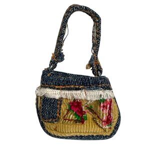 Bratz Denim Purse White Fringe Doll Funk Out Yasmin